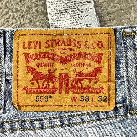 Levi's 559 Men's Relaxed Fit Jeans W38 L32 Light Wash Denim Pants Minimalist - Picture 11 of 16